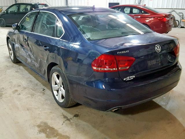 1VWBP7A3XCC020679 - 2012 VOLKSWAGEN PASSAT SE BLUE photo 3