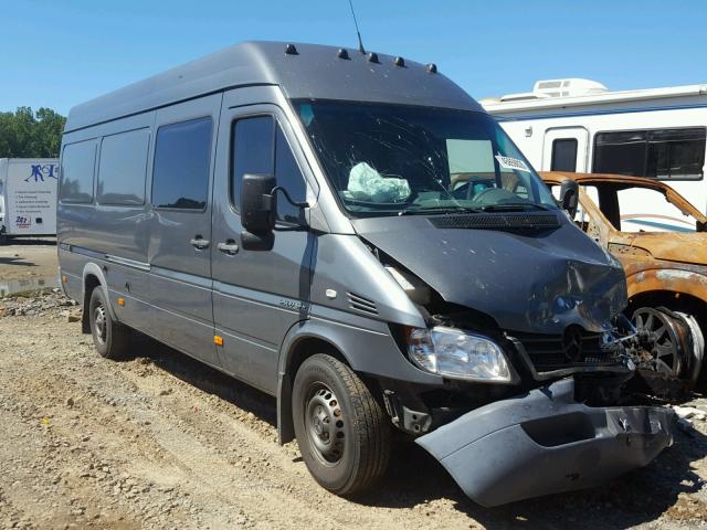 WDYPD744565923793 - 2006 FREIGHTLINER SPRINTER 2 GRAY photo 1