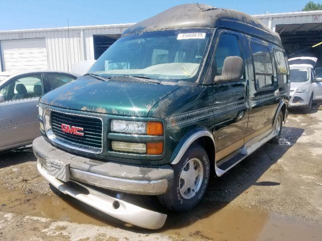 1GDFG15R921233564 - 2002 GMC SAVANA RV GREEN photo 2