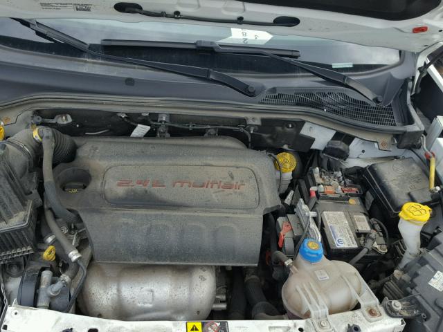 ZFBERFBT4F6952708 - 2015 RAM PROMASTER 白色 照片 7