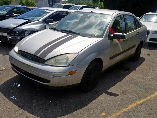 1FAFP33P8YW250231 - 2000 FORD FOCUS LX GRAY photo 2