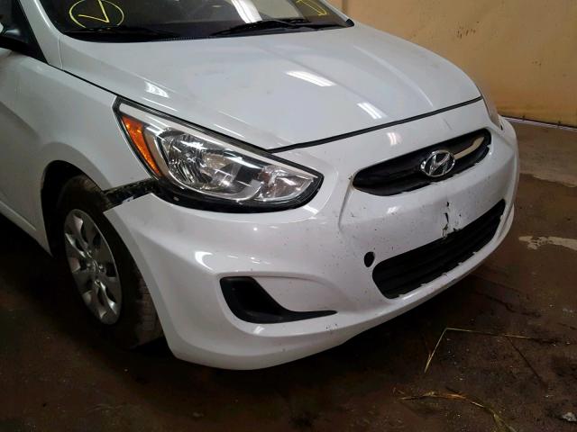 KMHCT4AE9HU372054 - 2017 HYUNDAI ACCENT SE WHITE photo 9