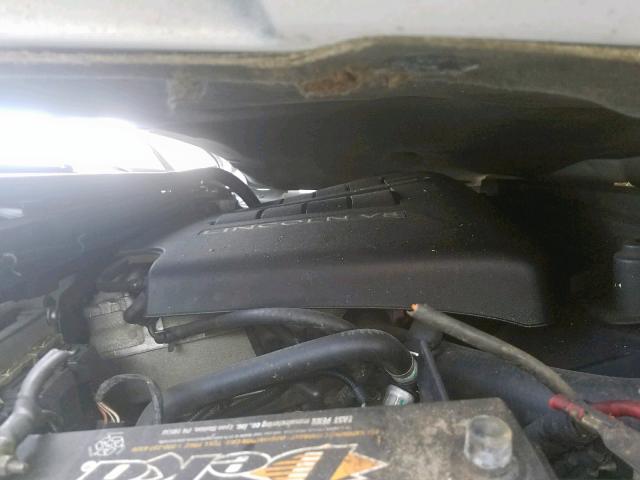 5LMFU27R04LJ17699 - 2004 LINCOLN NAVIGATOR WHITE photo 7