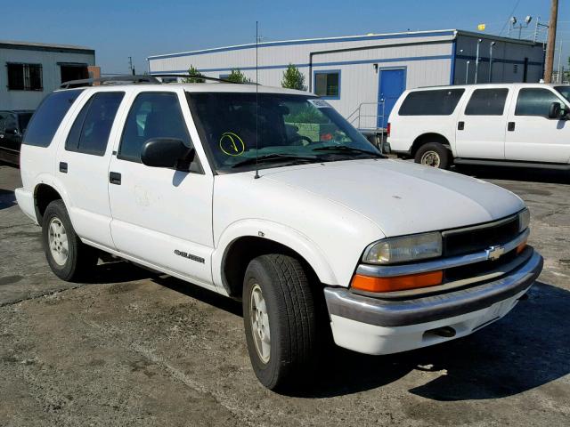 1GNDT13W5YK294338 - 2000 CHEVROLET BLAZER WHITE photo 1