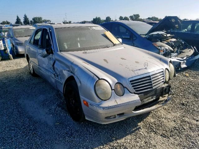 WDBJF65J8YB126225 - 2000 MERCEDES-BENZ E 320 BLACK photo 1