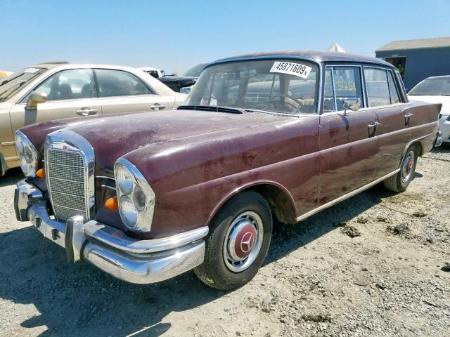 111175 - 1964 MERCEDES-BENZ 220  BURGUNDY photo 2