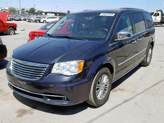 2C4RC1CG2DR660131 - 2013 CHRYSLER TOWN & COU BLUE photo 2