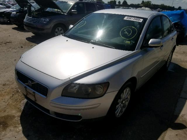 YV1MS382352092066 - 2005 VOLVO S40 2.4I GRAY photo 2