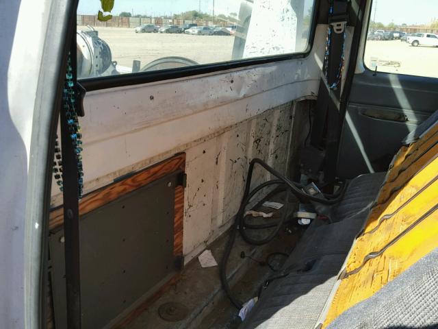 2FDKF37MXMCA31817 - 1991 FORD F350 WHITE photo 6