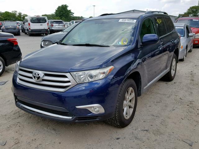 5TDBK3EH1CS139283 - 2012 TOYOTA HIGHLANDER BLUE photo 2