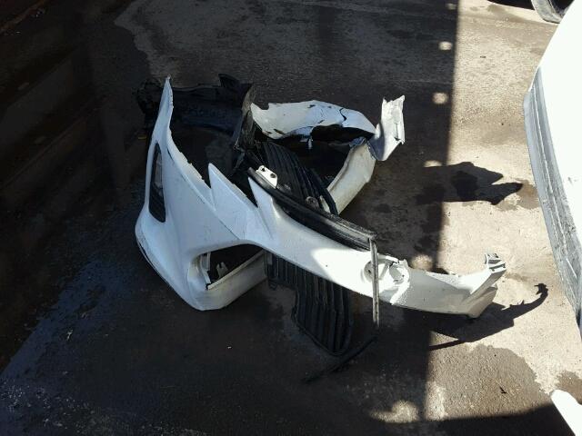 JTKJF5C79FJ004276 - 2015 TOYOTA SCION TC WHITE photo 9