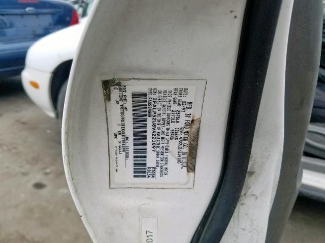 1FALP52U8VA221097 - 1997 FORD TAURUS GL WHITE photo 10