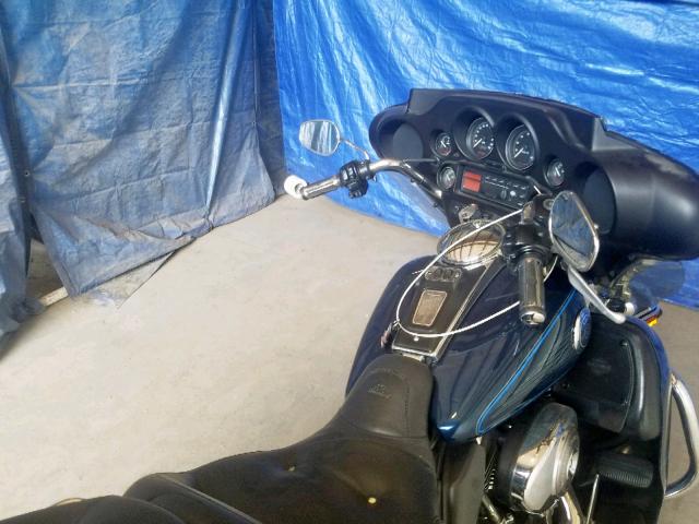 1HD1FCW102Y606034 - 2002 HARLEY-DAVIDSON FLHTCUI BLUE photo 5