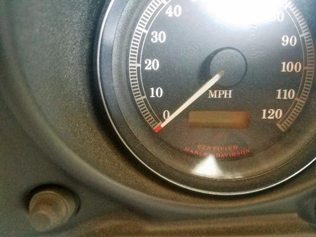 1HD1FCW102Y606034 - 2002 HARLEY-DAVIDSON FLHTCUI BLUE photo 8