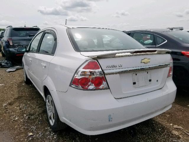 KL1TD56E79B669084 - 2009 CHEVROLET AVEO LS WHITE photo 3