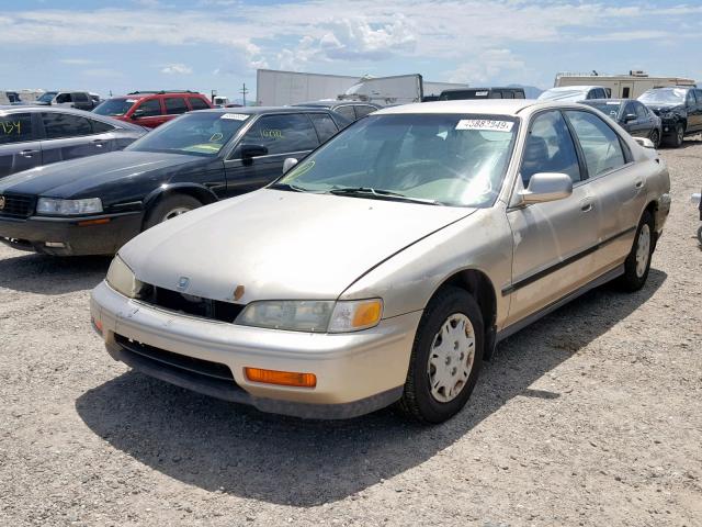 JHMCD5639SC056244 - 1995 HONDA ACCORD LX TAN photo 2