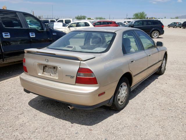 JHMCD5639SC056244 - 1995 HONDA ACCORD LX TAN photo 4