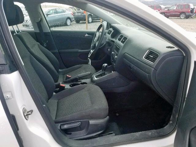 3VW2K7AJ8CM403645 - 2012 VOLKSWAGEN JETTA BASE 白色 照片 5