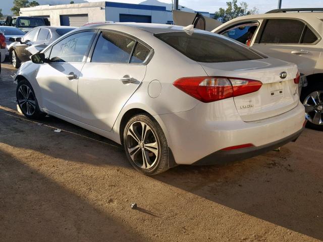 KNAFX4A80E5091621 - 2014 KIA FORTE EX WHITE photo 3