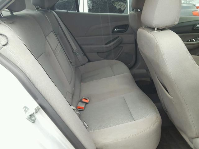 1G11B5SA6DF165922 - 2013 CHEVROLET MALIBU LS 银色 照片 6