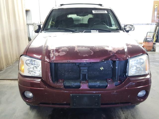 1GKDT13S532122880 - 2003 GMC ENVOY RED photo 9