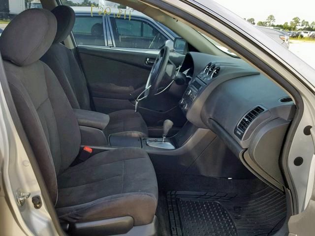 1N4AL2AP3BC143762 - 2011 NISSAN ALTIMA BAS SILVER photo 5