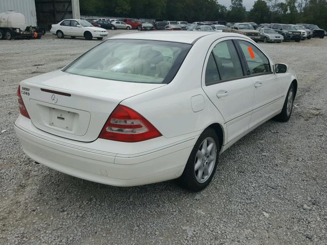 WDBRF61J14F448264 - 2004 MERCEDES-BENZ C 240 WHITE photo 4