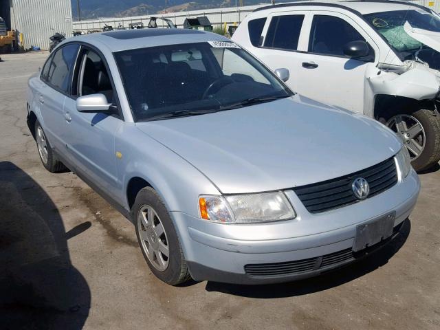 WVWMA63B2XE423402 - 1999 VOLKSWAGEN PASSAT GLS SILVER photo 1