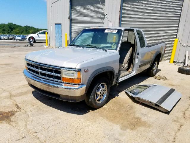 1B7GL23X7TS568975 - 1996 DODGE DAKOTA SILVER photo 2