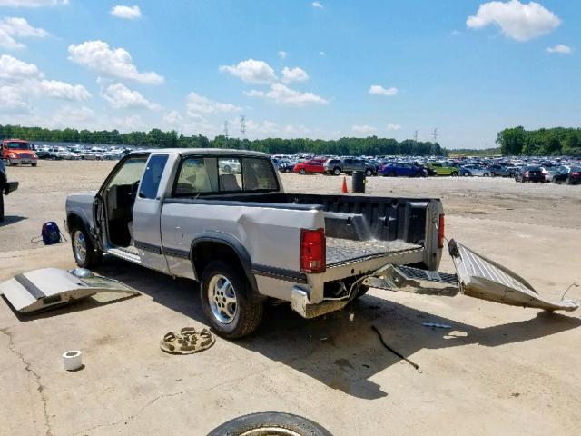 1B7GL23X7TS568975 - 1996 DODGE DAKOTA SILVER photo 3