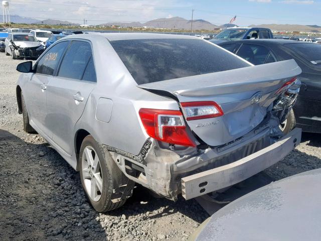 4T1BF1FK7CU111658 - 2012 TOYOTA CAMRY BASE SILVER photo 3