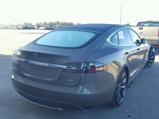 5YJSA1E28GF133297 - 2016 TESLA MODEL S GRAY photo 4