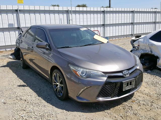 4T1BF1FK8FU883283 - 2015 TOYOTA CAMRY LE GRAY photo 1