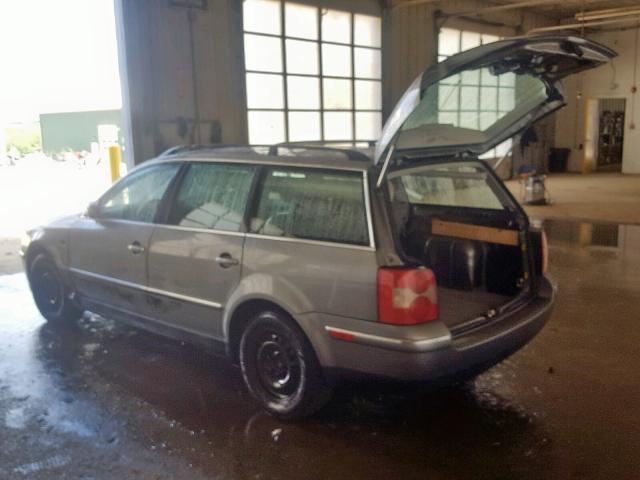 WVWVD63B23E465638 - 2003 VOLKSWAGEN PASSAT GLS SILVER photo 3