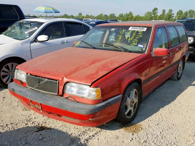 YV1LW5718S2142797 - 1995 VOLVO 850 RED photo 2