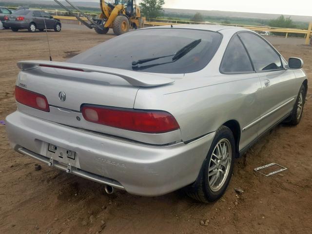 JH4DC4469YS007199 - 2000 ACURA INTEGRA GS SILVER photo 4