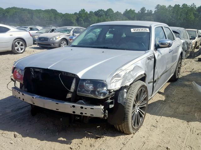 2C3CA2CV7AH273189 - 2010 CHRYSLER 300 S SILVER photo 2