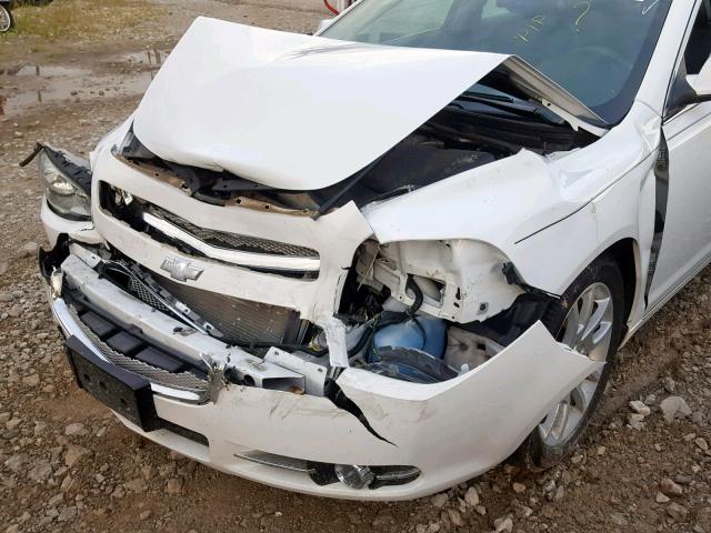 1G1ZE5EB3AF226959 - 2010 CHEVROLET MALIBU LTZ თეთრი ფოტო 9
