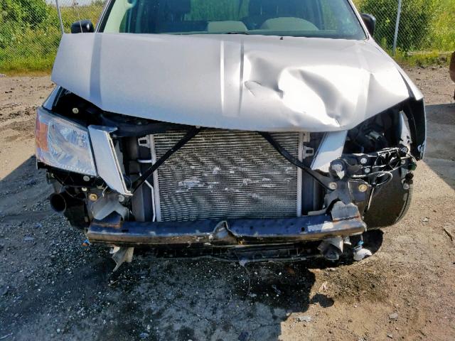 2D8HN44P78R739548 - 2008 DODGE GRAND CARA SILVER photo 9