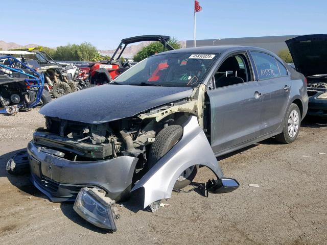 3VW2K7AJXCM312683 - 2012 VOLKSWAGEN JETTA BASE GRAY photo 2