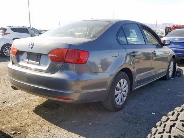 3VW2K7AJXCM312683 - 2012 VOLKSWAGEN JETTA BASE GRAY photo 4