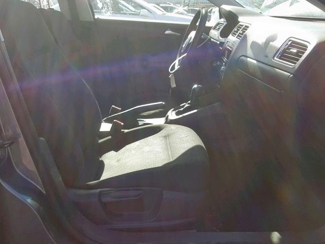 3VW2K7AJXCM312683 - 2012 VOLKSWAGEN JETTA BASE GRAY photo 5