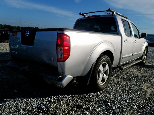 1N6AD09U07C420359 - 2007 NISSAN FRONTIER C SILVER photo 4