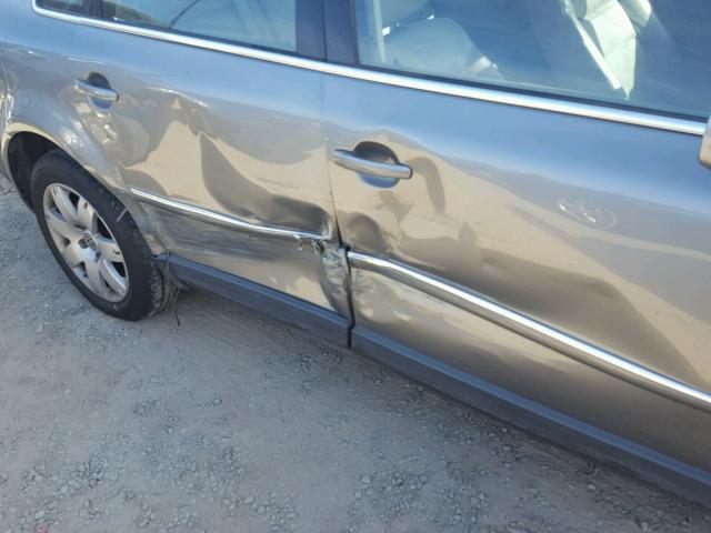 WVWTH63B23P041604 - 2003 VOLKSWAGEN PASSAT GLX 灰色 照片 9