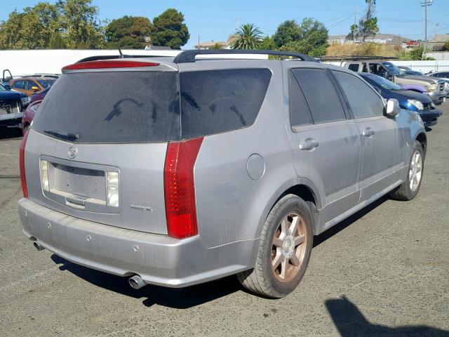 1GYEE637750152247 - 2005 CADILLAC SRX SILVER photo 4