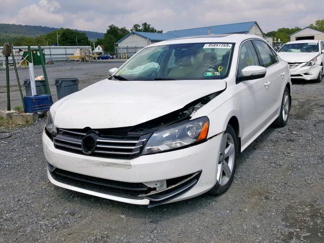 1VWBP7A36DC073428 - 2013 VOLKSWAGEN PASSAT SE WHITE photo 2