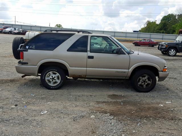 1GNCT18W1XK187807 - 1999 CHEVROLET BLAZER TAN photo 9