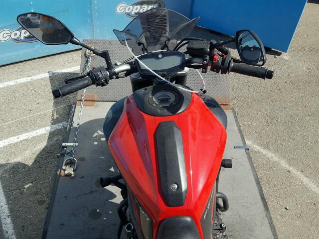 JYARM06Y3FA001540 - 2015 YAMAHA FZ07 C RED photo 5