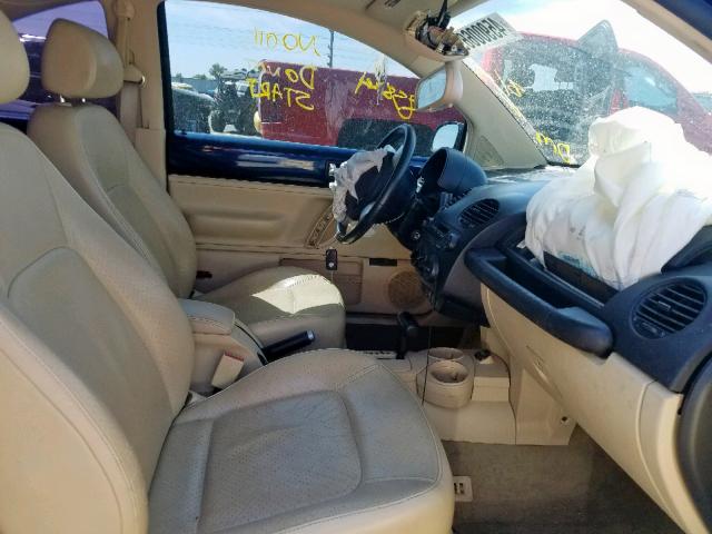 3VWCK21C74M402304 - 2004 VOLKSWAGEN NEW BEETLE შავი ფოტო 5