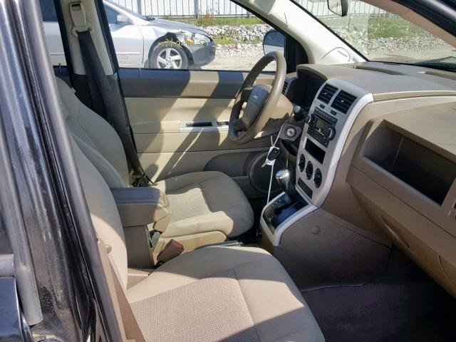 1J8FT47W18D522958 - 2008 JEEP COMPASS SP შავი ფოტო 5